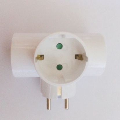 Ổ cắm điện Hàn Quốc tiếp địa 3 chấu chia cổng 3 lỗ DM 2103 điện áp 16A - 250V~