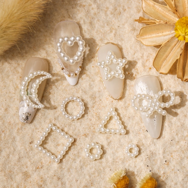 Charm nail gắn móng hình trái tim