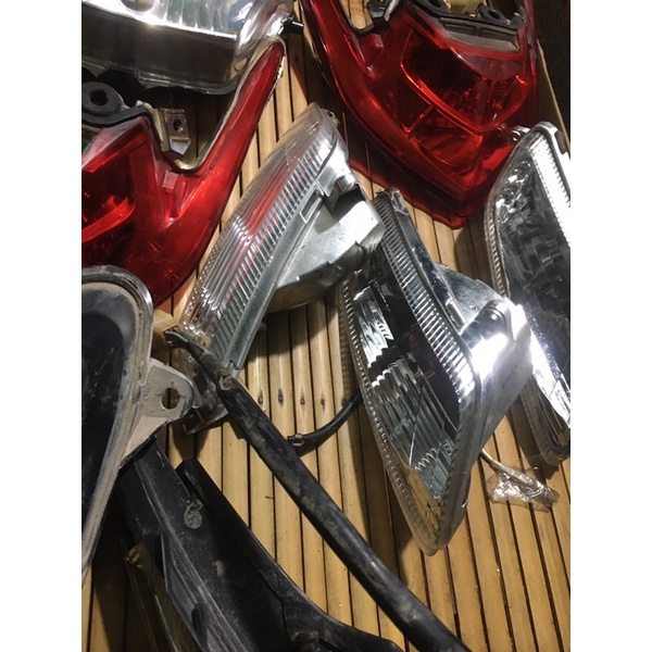 Đèn hậu xe novo lx