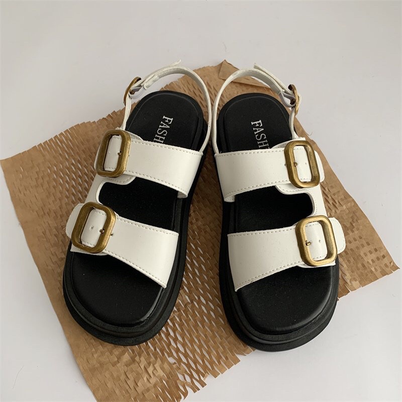 Giày Sandal Nữ Ulzzang bản cao cấp - Giày quai hậu nữ hai quai khuy vàng mẫu mới đi học mang áo dài
