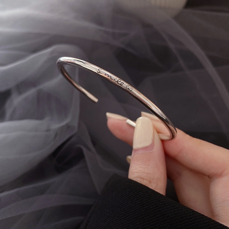 Vòng Tay Mặt Cười Dễ Thương Thời Trang Cho Nữ