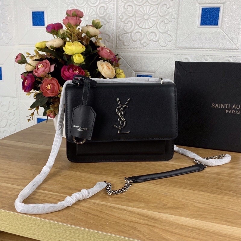 Túi xách Yves sanit laurent màu đen size 22cm