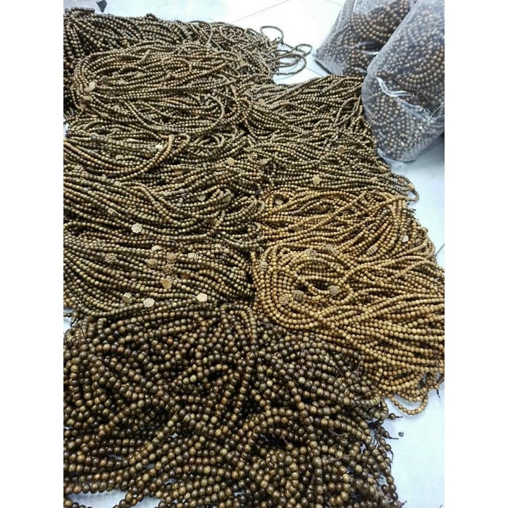 CHUỖI TRẦM HƯƠNG 4 LY 216 HẠT - TRẦM VƯỜN