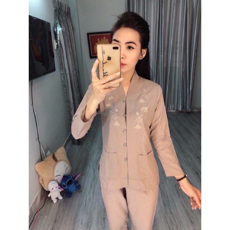Đồ lam đi chùa