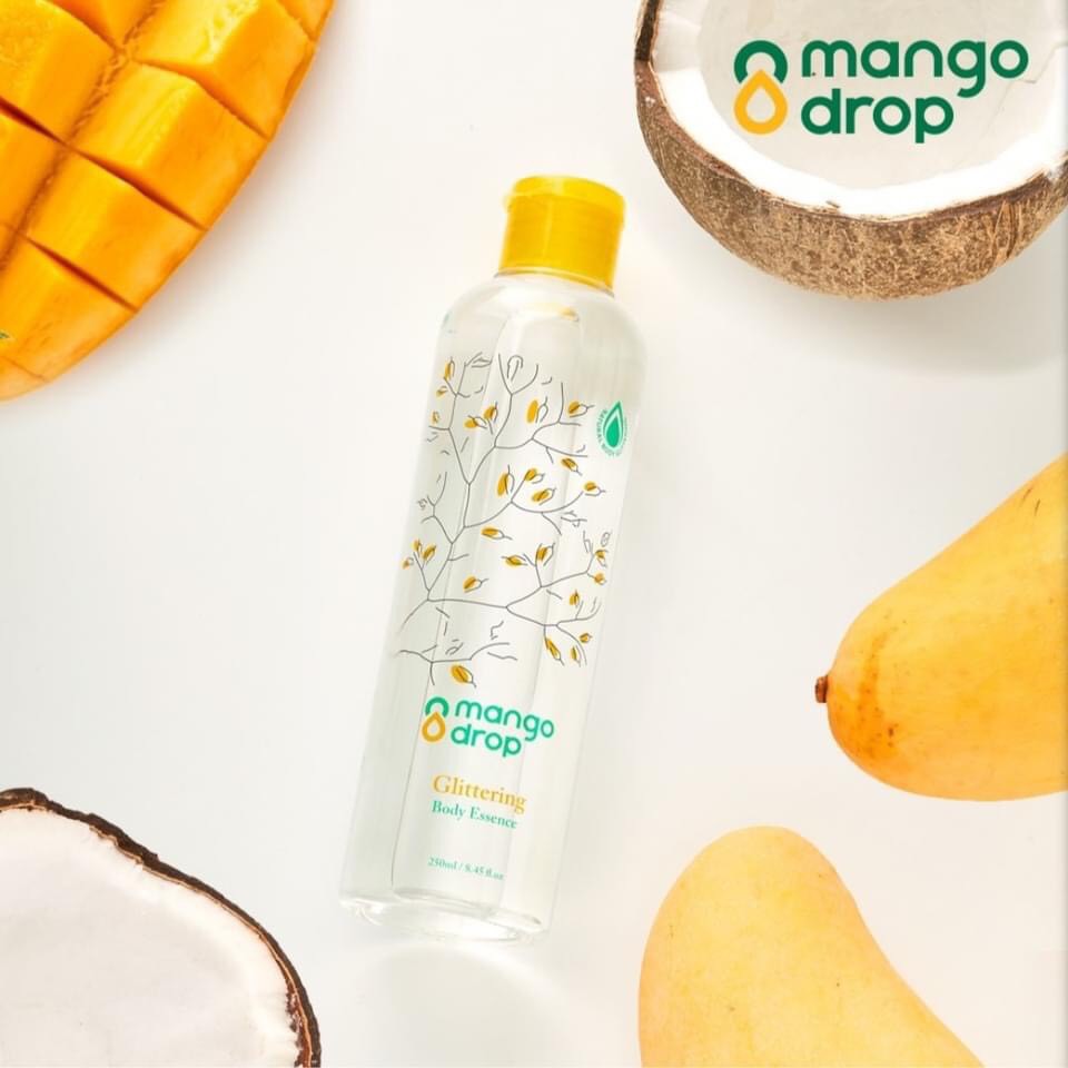 Tinh chất dưỡng da ẩm mượt, căng bóng tức thì Mango Drop Glittering Body Essence 250ml