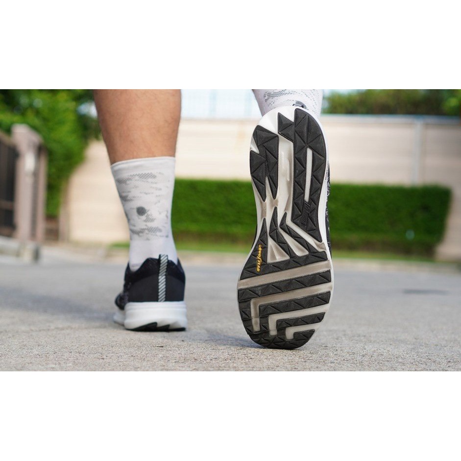 Giày thể thao skechers ride flow chính hãng cho nam màu đen