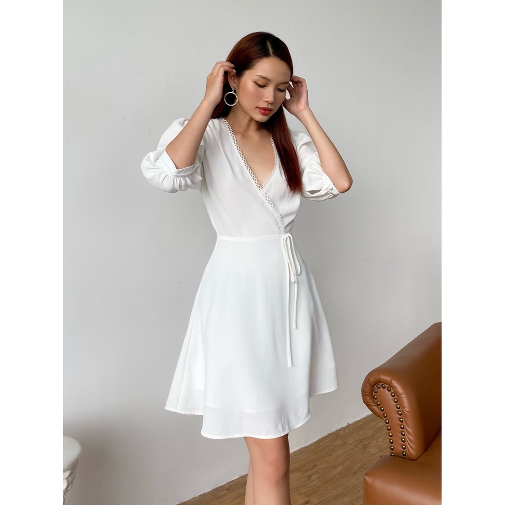 Đầm Chéo Ngực Phối Ren Tròn EDINI - D1049 - D1385 | BigBuy360 - bigbuy360.vn