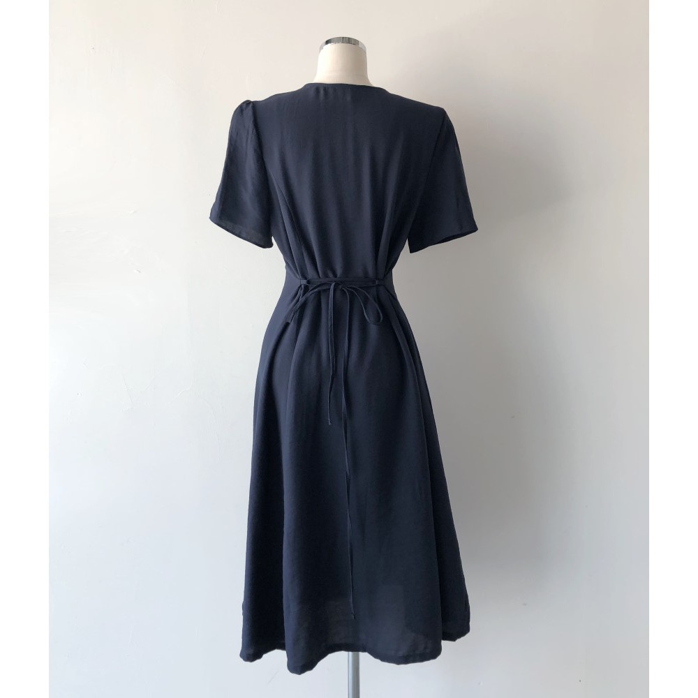 (ORDER) Váy cotton MORAN dáng dài cộc tay cổ V thắt eo chéo tà đơn giản nhẹ nhàng Vintage Hàn Quốc