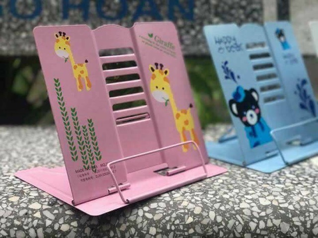 KẸP SÁCH CHỐNG CẬN CHO BÉ