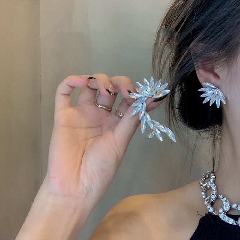 (MớI) Bông Tai HìNh CáNh Thiên ThầN ĐíNh Đá Sang TrọNg