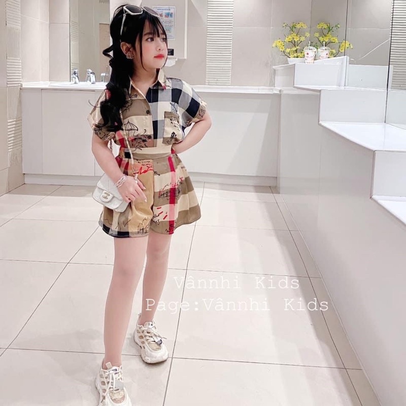 Xả Set váy áo ngắn kẻ sang chảnh cho bé gái