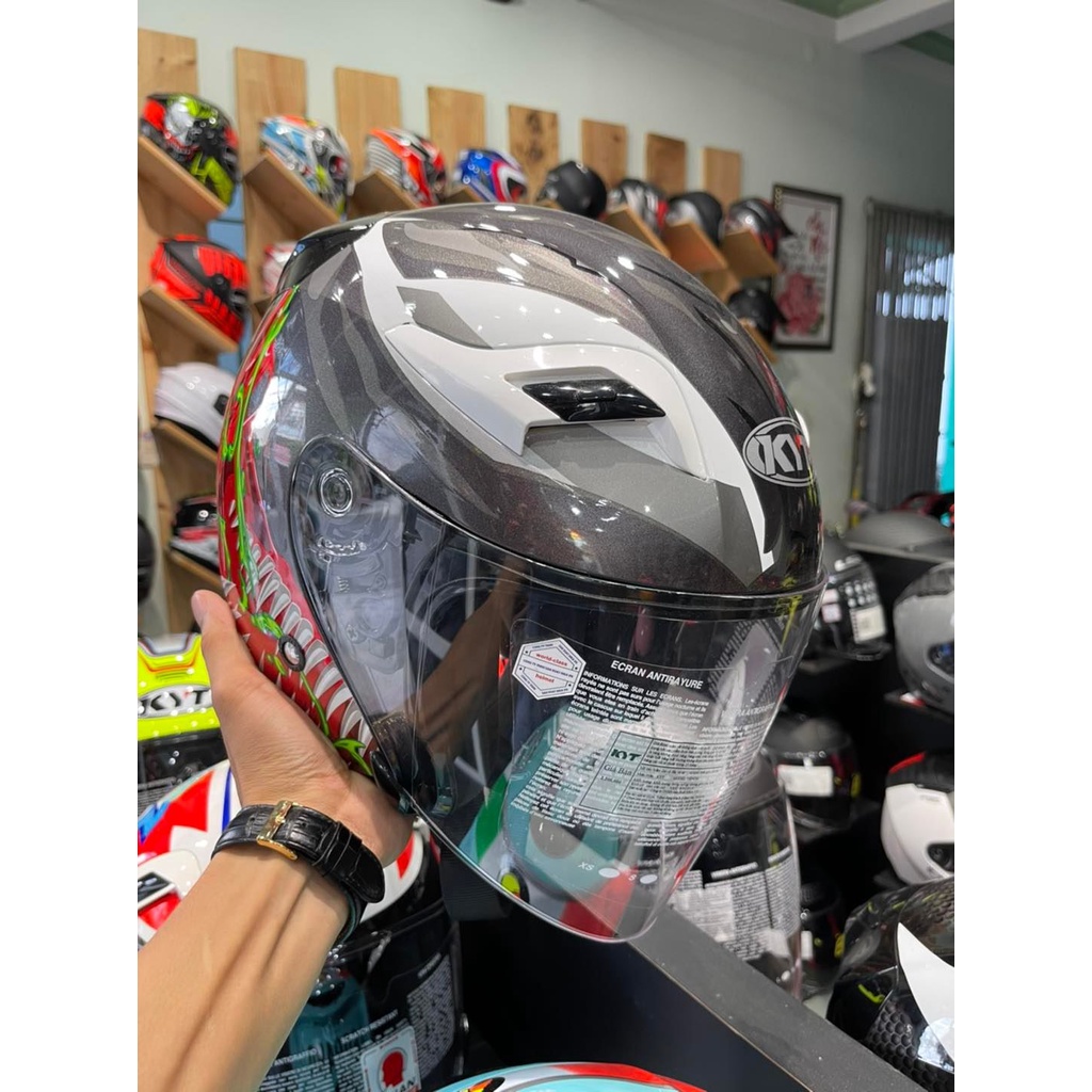 MŨ BẢO HIỂM 3/4 KYT VENOM