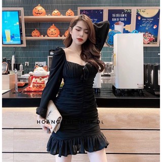 Đầm body đuôi cá cổ thuyền