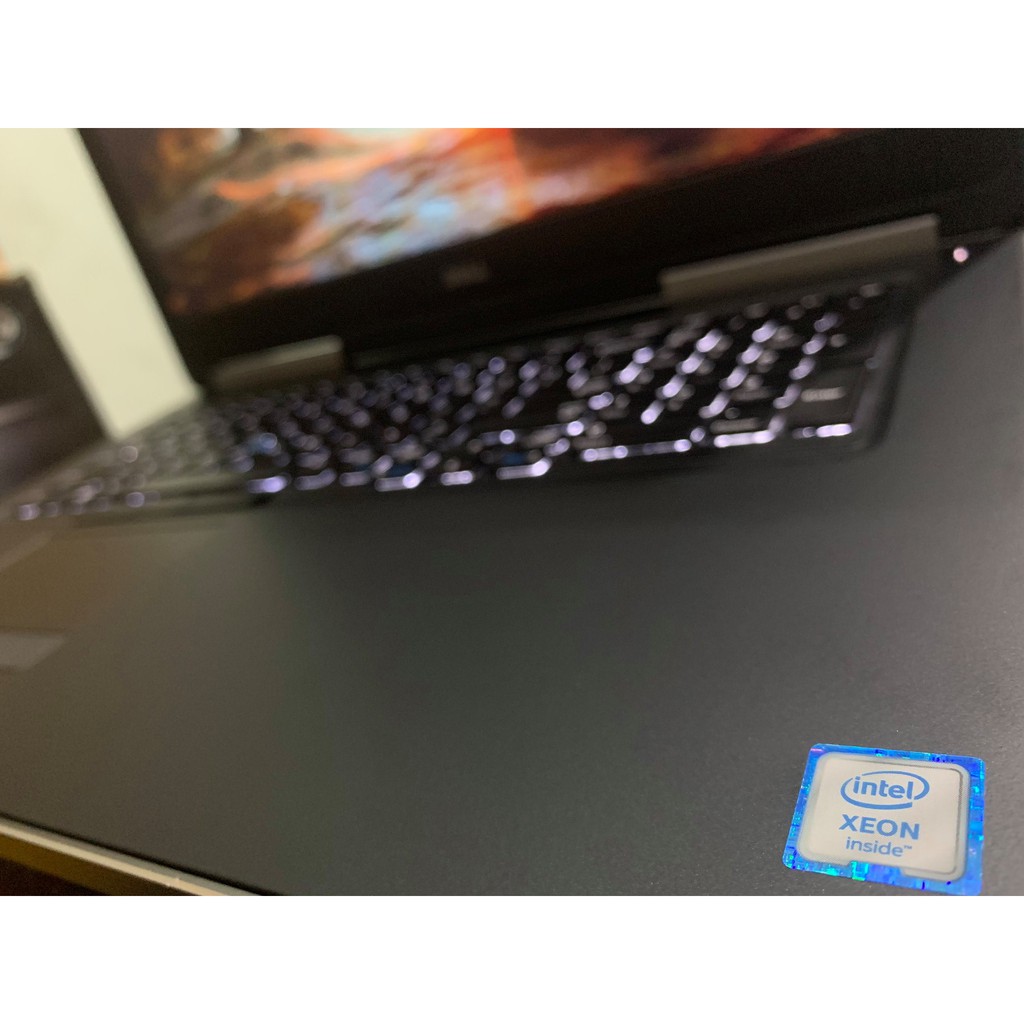 Laptop Dell Precision 7720, Xeon E3 1535M v6, 64G, 1T, P5000 16G, 17,3in, FHD | BigBuy360 - bigbuy360.vn