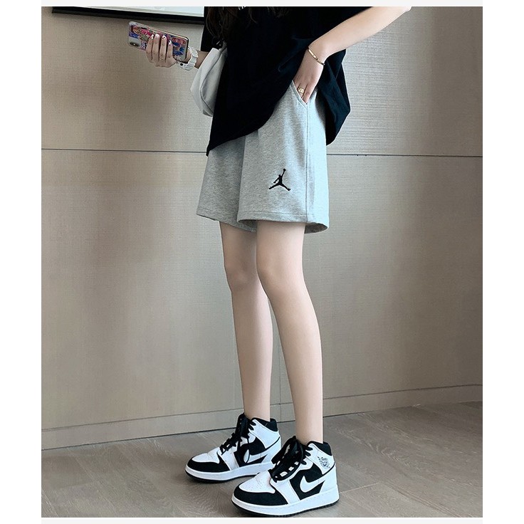 Quần đùi hình người bazic KA Closet | BigBuy360 - bigbuy360.vn