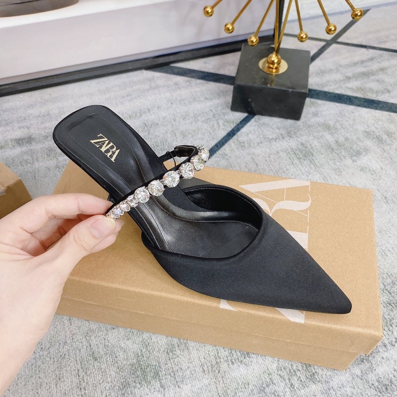 GUỐC LỤA ZARA QUAI ĐÁ SẴN