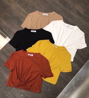 Áo croptop xoắn eo