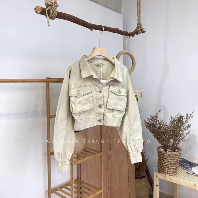 Áo khoác kaki túi hộp dáng lửng | BigBuy360 - bigbuy360.vn