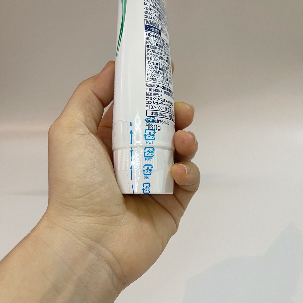 Kem đánh răng Aquafresh nhật 140g