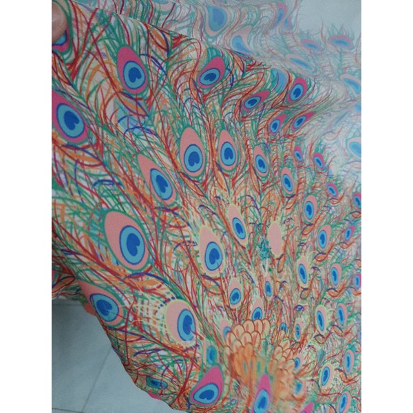 Áo dài hoa văn thanh lý