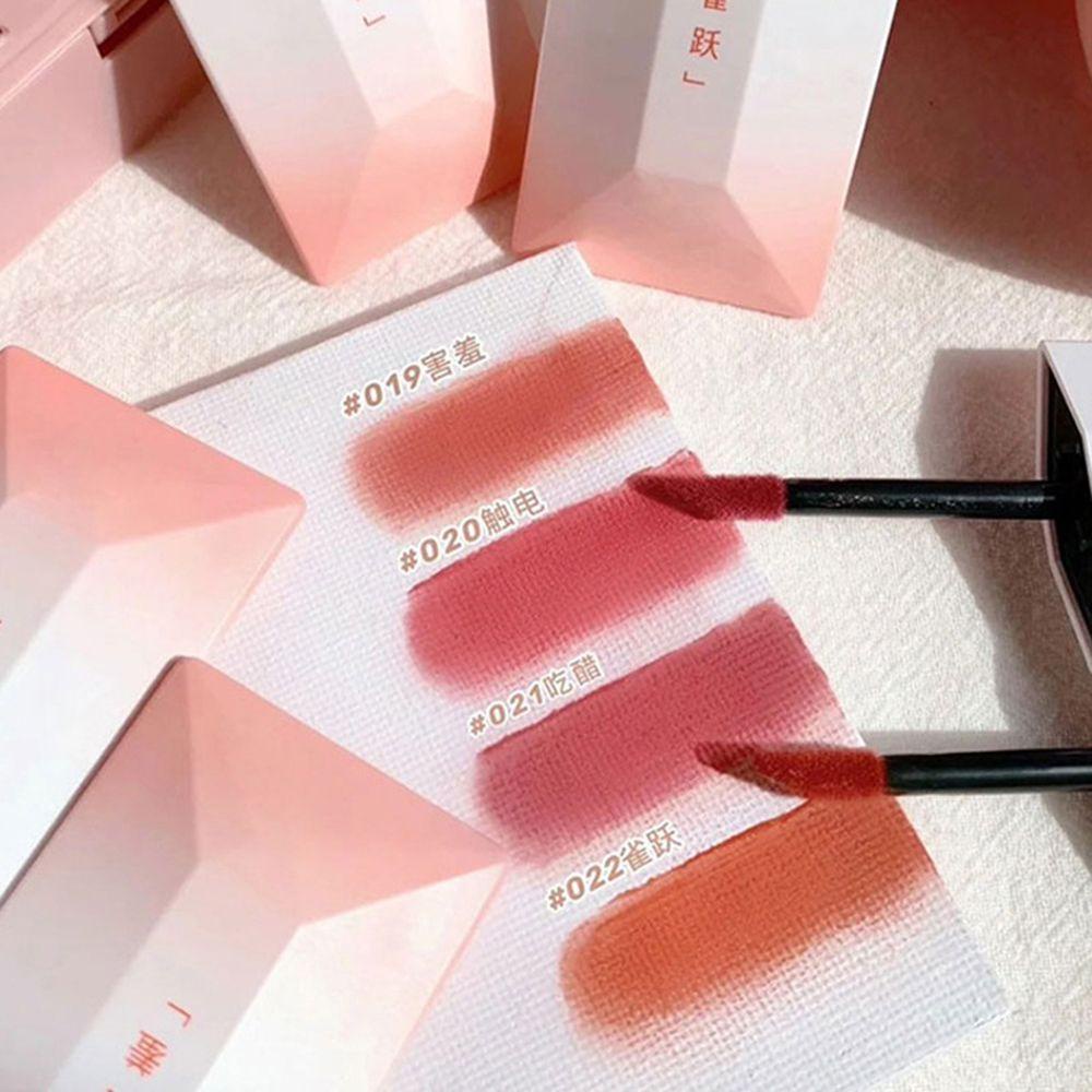 Son Bóng Trang Điểm Lâu Trôi Thiết Kế Dễ Thương