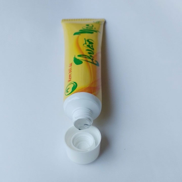 Kem Bôi Da Thuần Mộc Thanh Mộc Hương 16g Giúp Dưỡng Ẩm Làm Dịu Da