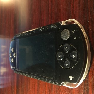 Máy PSP 1000 + Thẻ 16GB