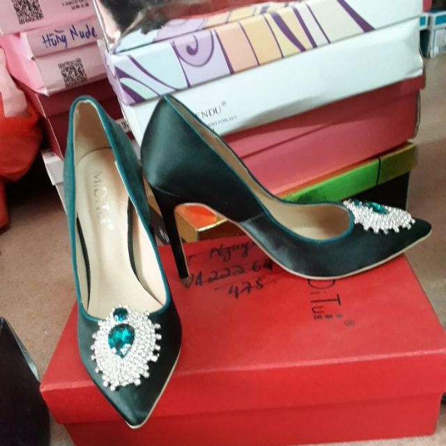 Combo 1 giày cao gót +1 giày sandan