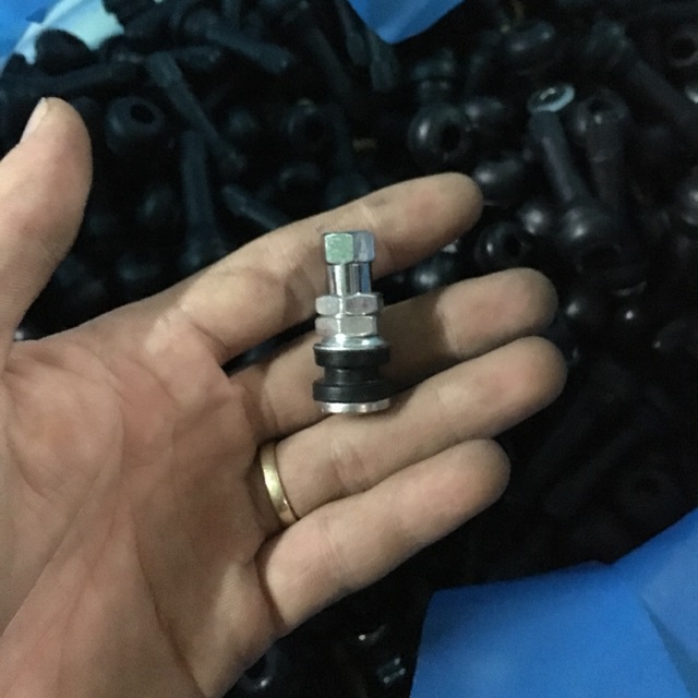 Chân van vòi Inox không ruột cho bánh mâm các loại xe