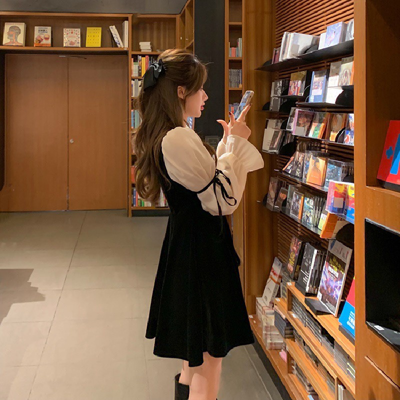 Đầm nhung đen nữ dáng chữ A thiết kế tay phồng thắt nơ tay