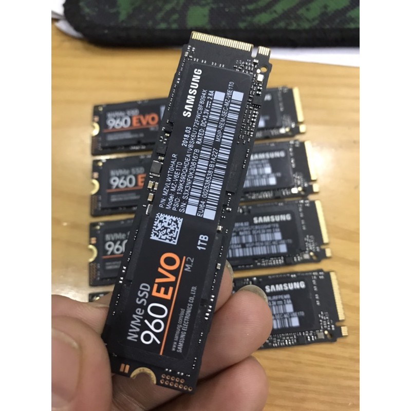 Ổ cứng SSD Samsung 960 EVO PCIe NVMe – M.2 1TB 95