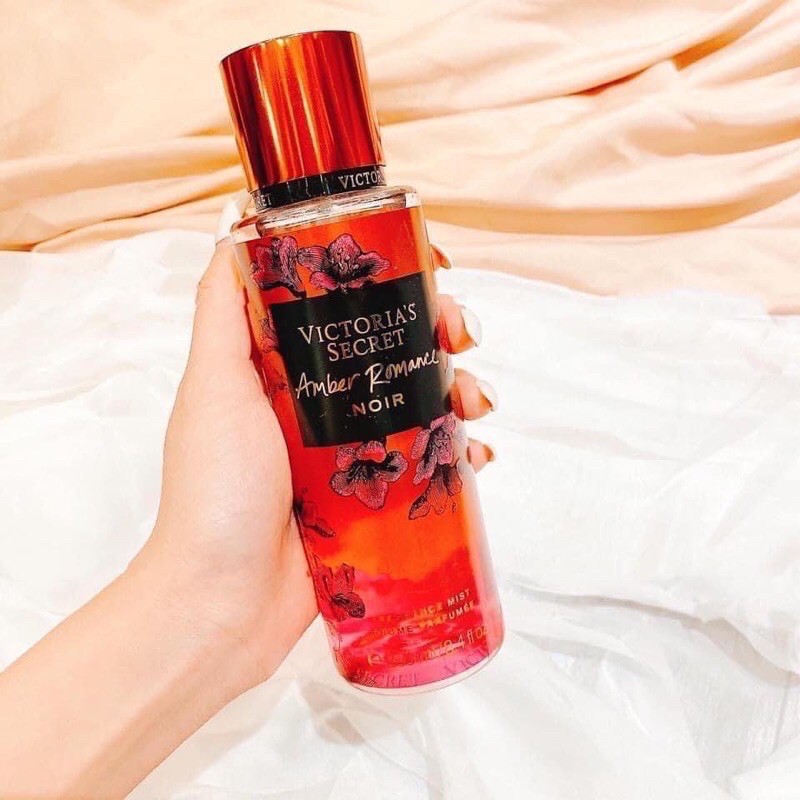 👑 [CHÍNH HÃNG] Xịt Thơm Body Mist Victoria’s Secret - AMBER ROMANCE 10ml | WebRaoVat - webraovat.net.vn