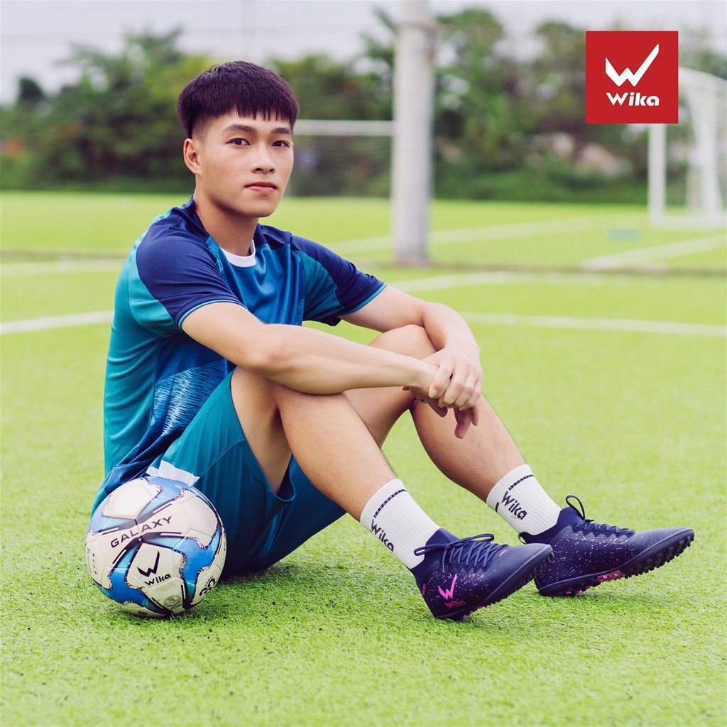 giày đá bóng wika galaxy ligh, dụng cụ thể thao, giầy bóng đá đẹp tặng kèm tất băng cao su