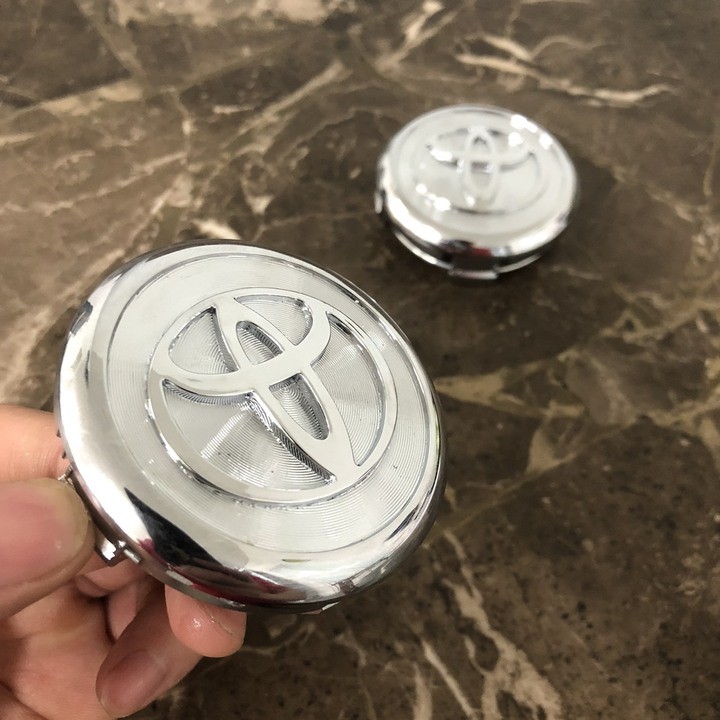 Logo chụp mâm, ốp lazang bánh xe ô tô Toyota TY-014 Đường kính 64MM, đường kính chân cài 62MM  - 01 chiếc