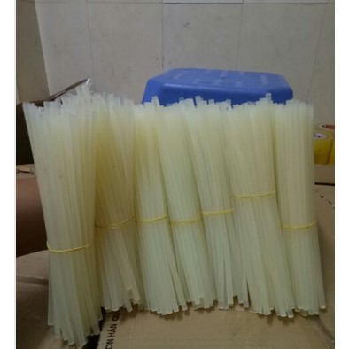 [Nhập mã HUYBAAA5K giảm 5k đơn hàng 150k] 50 CÂY KEO NẾN BÉ SIÊU DÍNH MÀU TRẮNG GIÁ CỰC RẺ