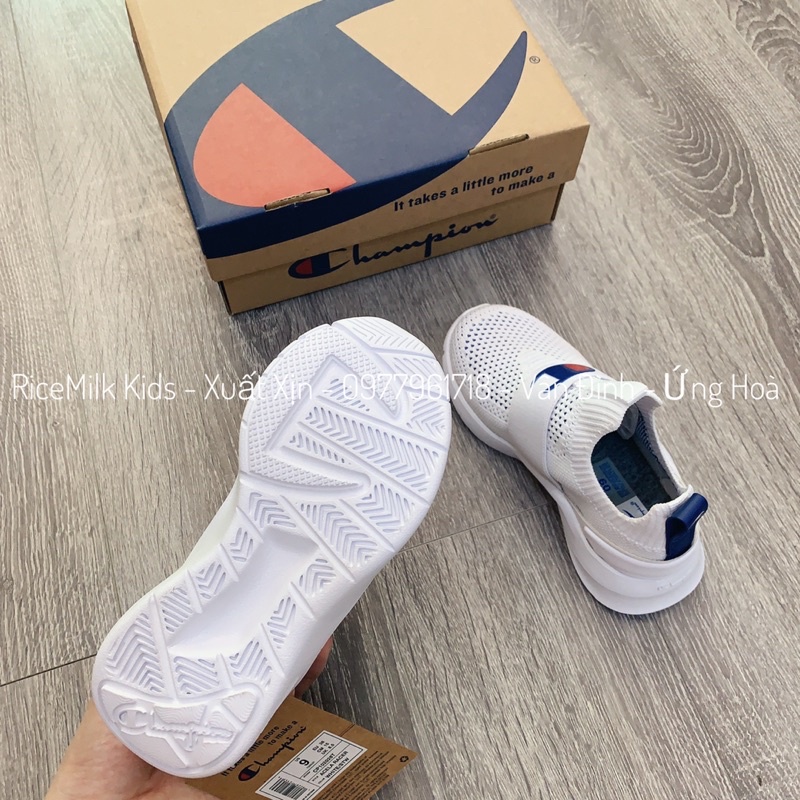 Giày xuất dư xịn màu trắng