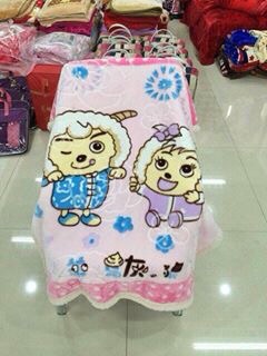 Chăn lông cừu siêu mềm mịn , siêu nhẹ 