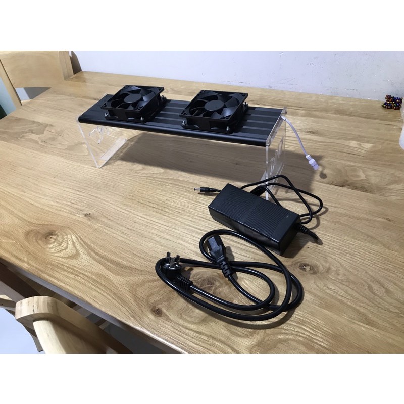 ĐÈN THUỶ SINH WRGB