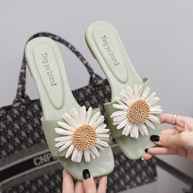 Korean Wild Sweet Temperament Wild Flat Bottom Flower Flip Flops Fashion Sandals And Slippers