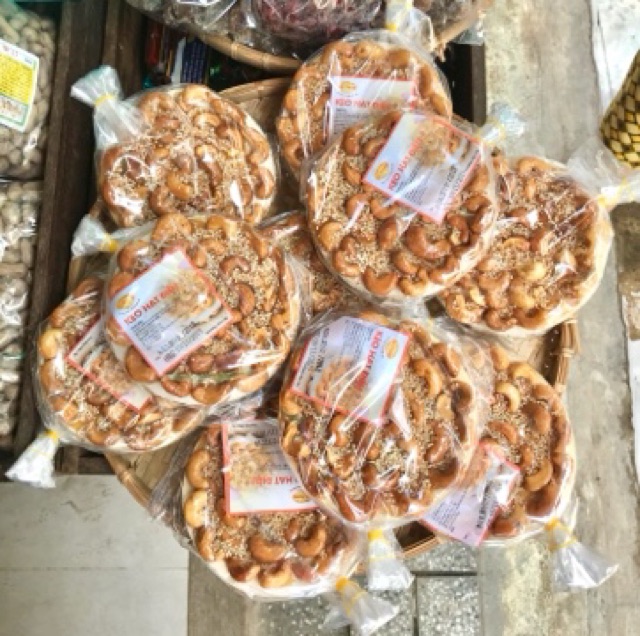 1 BỊCH KẸO HẠT ĐIỀU TÂY NINH