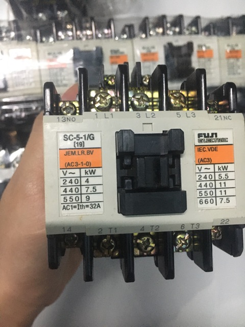 Contactor 19A (khởi động từ) hàng Nhật cũ