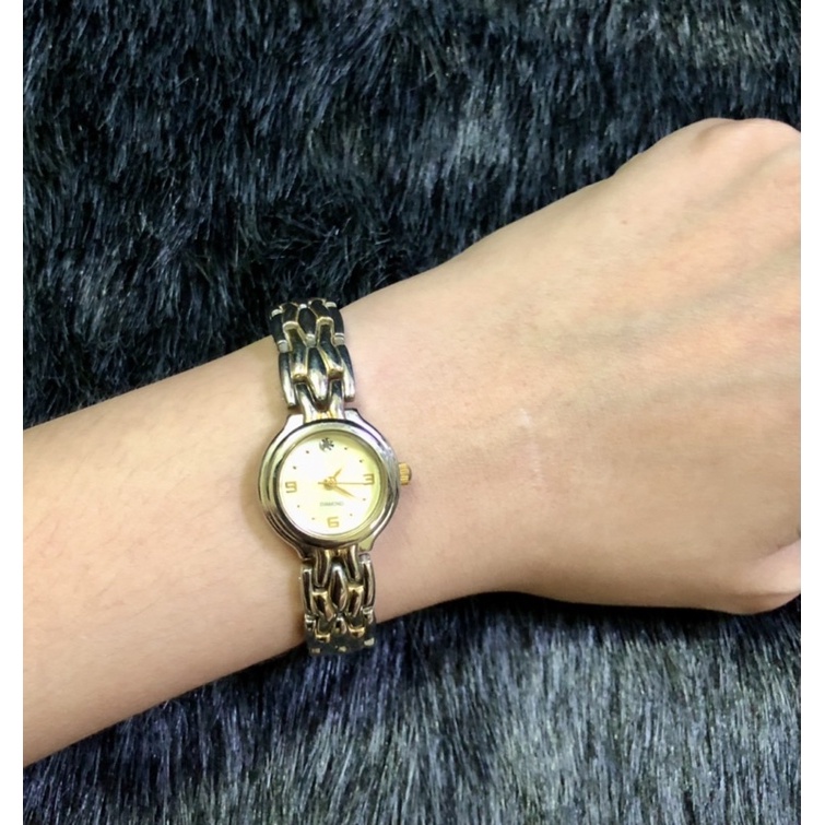 ⌚-  Lắc tay đồng hồ si hiệu Nhật còn mới 95%