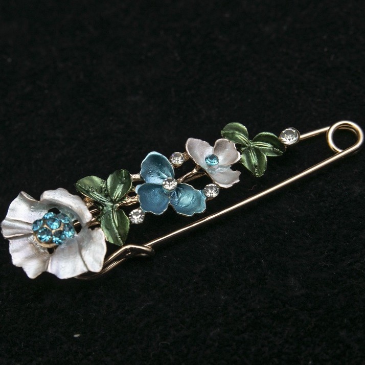 Trâm Cài áo Kya Jewel hoa xanh nở rộ DH1