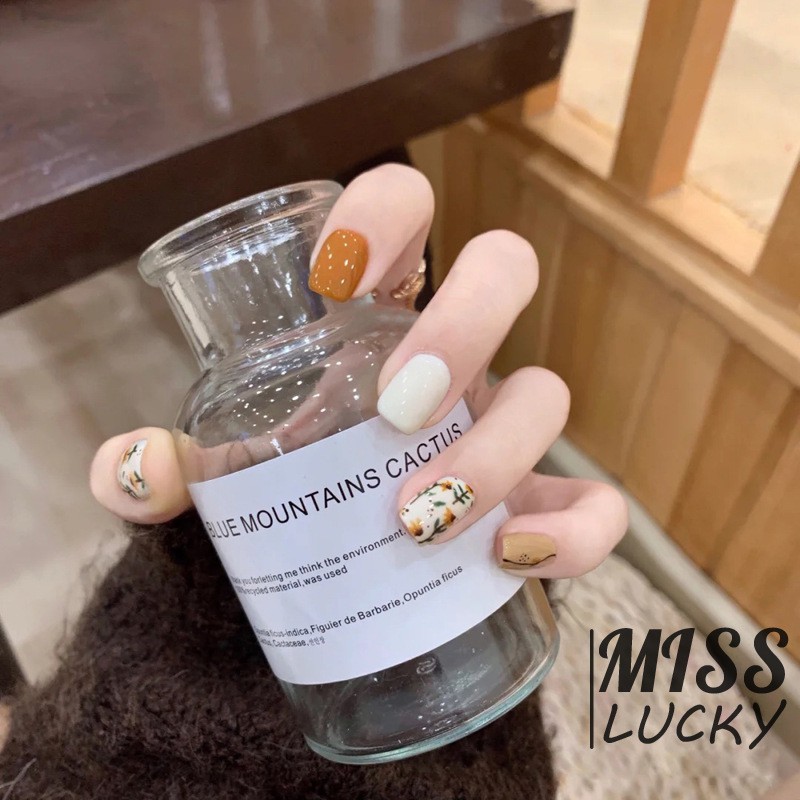 [Hàng mới về] Bộ 24 móng tay giả ngắn đầu tròn che phủ toàn diện dùng để trang trí móng