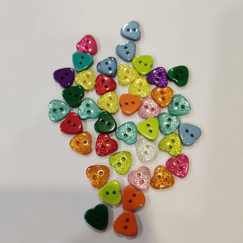 Cút áo/nút áo trẻ em