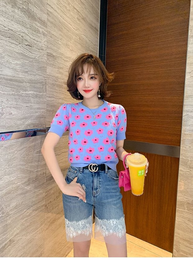 Set bộ áo len hoa + quần jean lửng ren - Thời trang nữ cao cấp