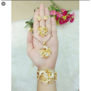 bộ trang sức đá đỏ quý phái