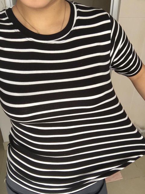 Áo thun body tay ngắn