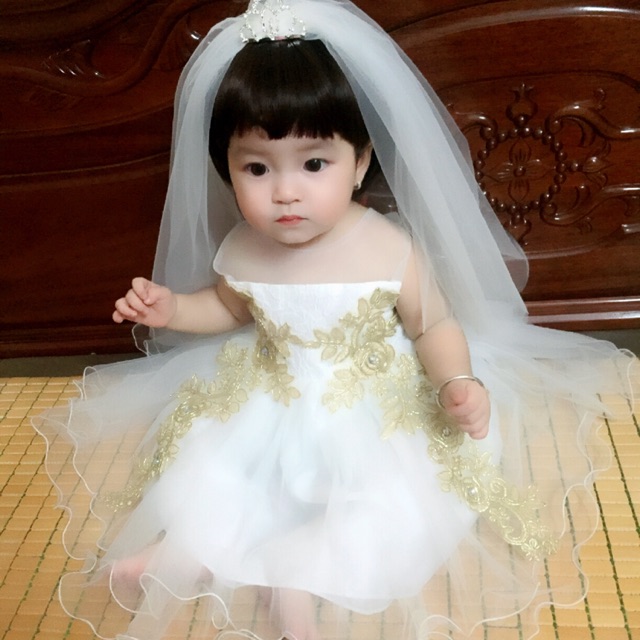 Váy cô dâu nhí của anakjm