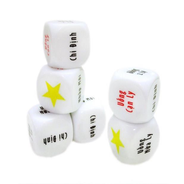 Viên xúc xắc 6 mặt xí ngầu uống bia cho bữa nhậu thêm vui
